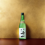 Monthly Japanese sake box with free shipping – best selection of Hakkaisan, Dassai, and Kubota.