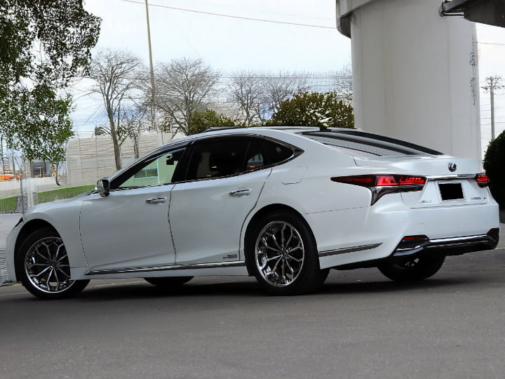 Rear view of Lexus LS500 – elegant design of luxury rental car in Hokkaido