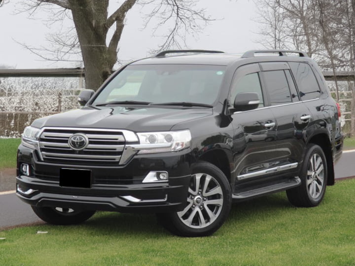 Car Rental Sapporo Airport | Toyota Land Cruiser 4WD SUV Rental