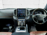 Driver seat and dashboard of Toyota Land Cruiser – high-end 4WD SUV interior for luxury rental in Hokkaido